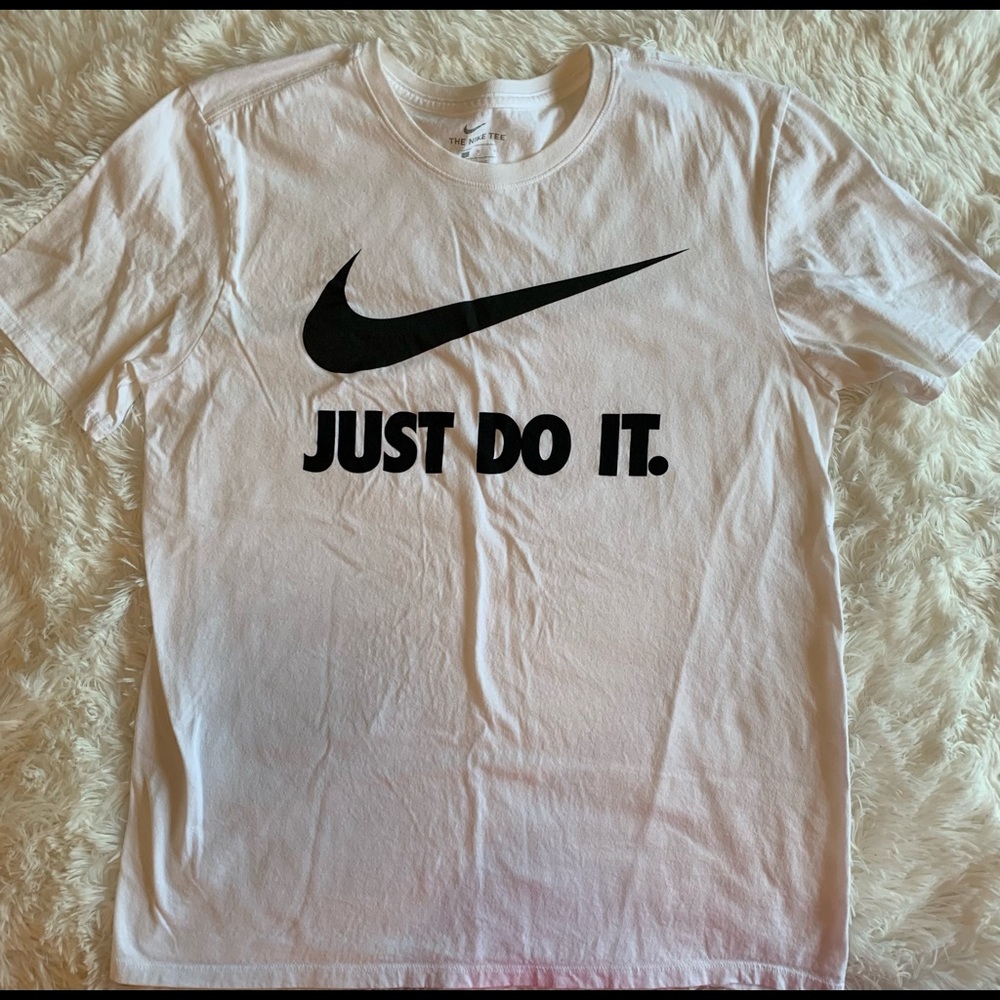 Nike large T-shirt, Athletic cut, cotton